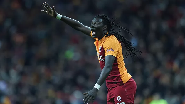 “Eski Galatasaraylı Bafetimbi Gomis, Futbolu Bıraktığını Duyurdu”