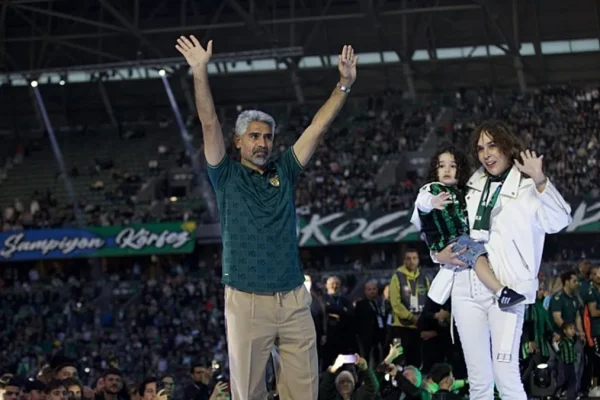 Süper Lig’e Yükselen Kocaelispor’da İsmet Taşdemir Dönemi Sona Erdi: 4,5 Ay Sürebildi